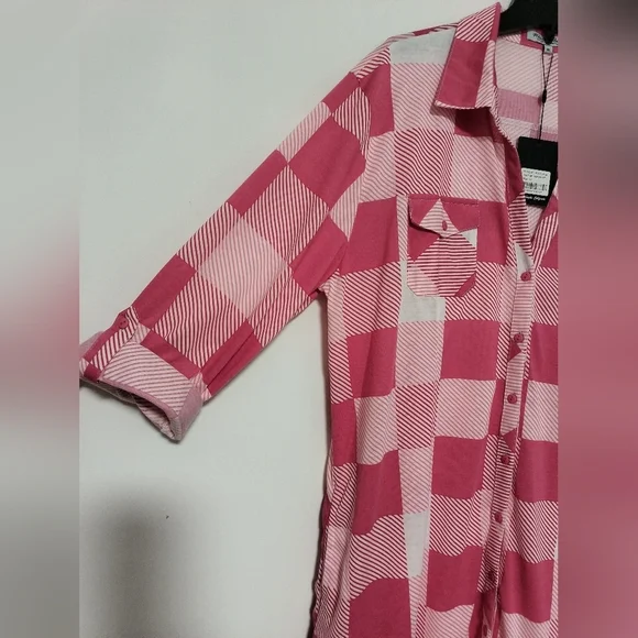 New Pink and White Checkers Shirt / Size 1X - Picture 11 of 11